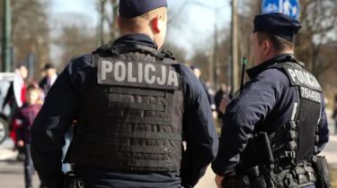 Россияне приехали на ЧМ в Польшу по чужим визам и были выдворены