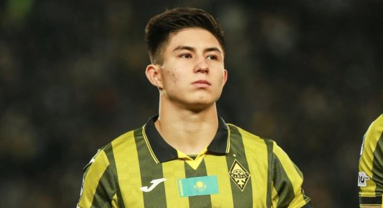 «Посол героического футбола»: Дастан Сатпаев попал в рейтинг лучших игроков