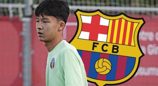 Казахстанский футболист подписал контракт с «Барселоной»