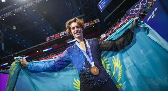 Шайдоров потратил свою зарплату на подарки для детей