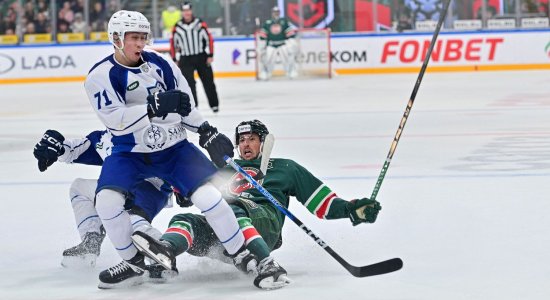 «Барыс» вел в счете, но потерпел разгромное поражение в КХЛ